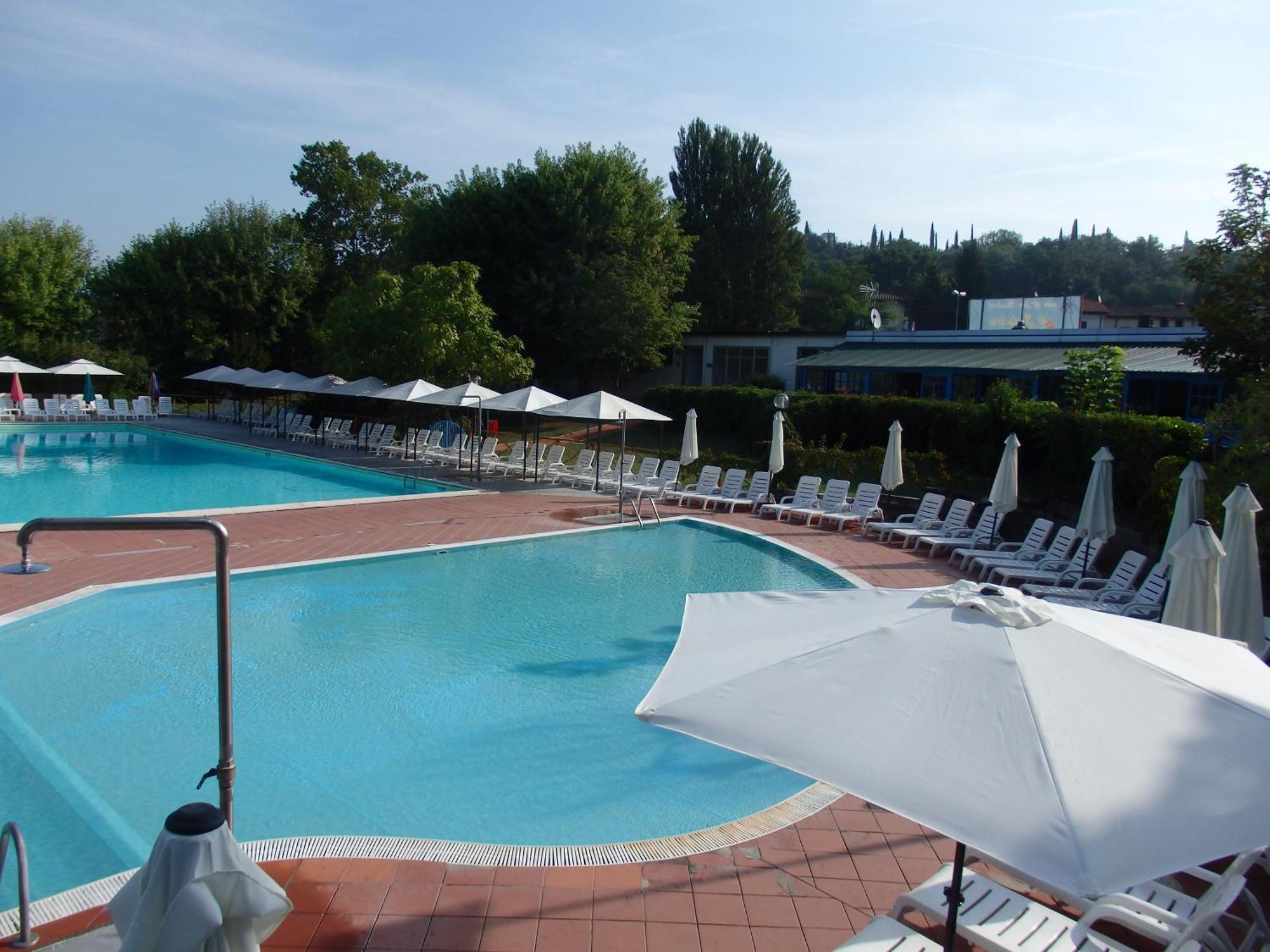 Camping Village La Chiocciola Capannole Exterior photo