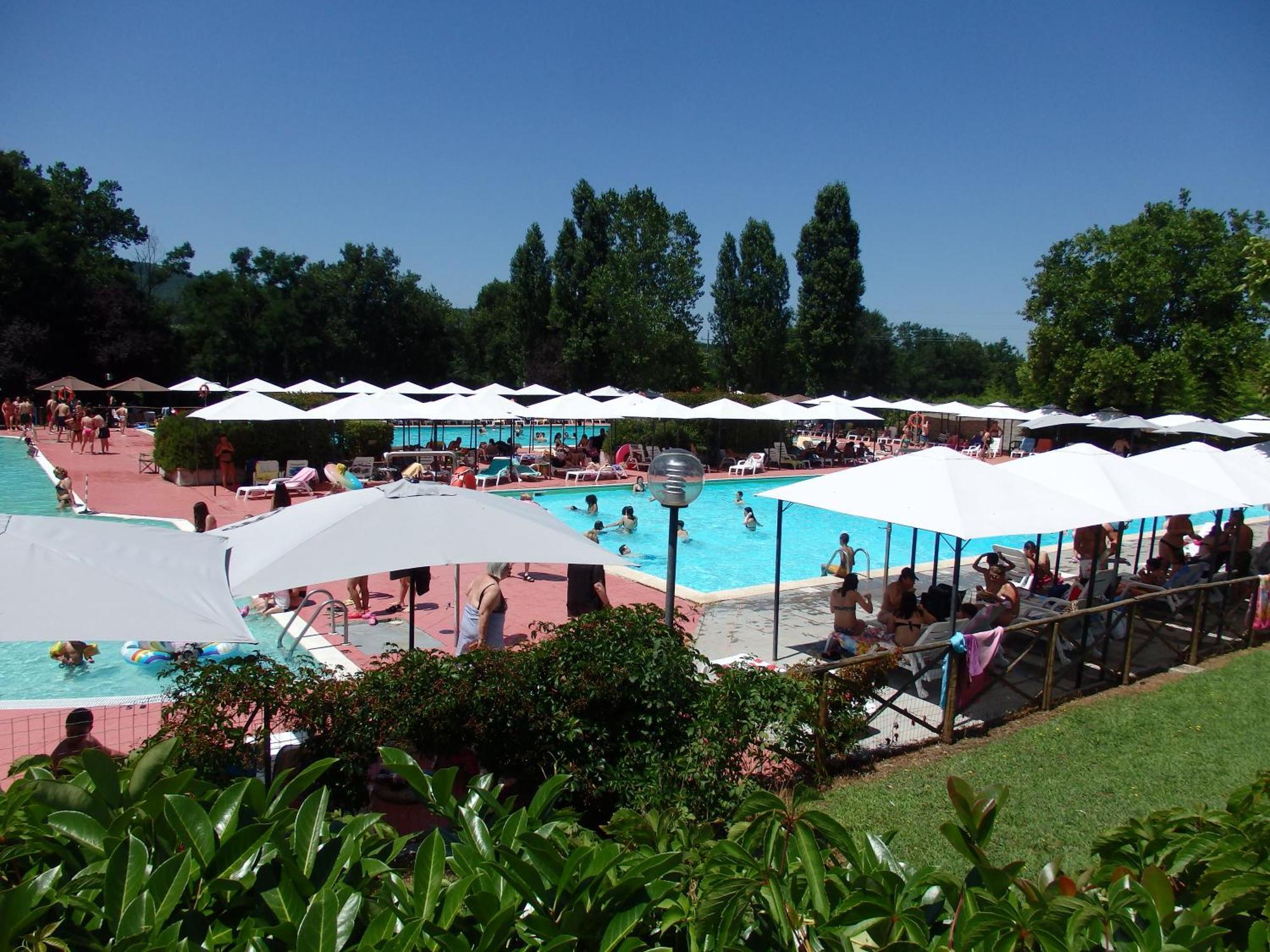 Camping Village La Chiocciola Capannole Exterior photo