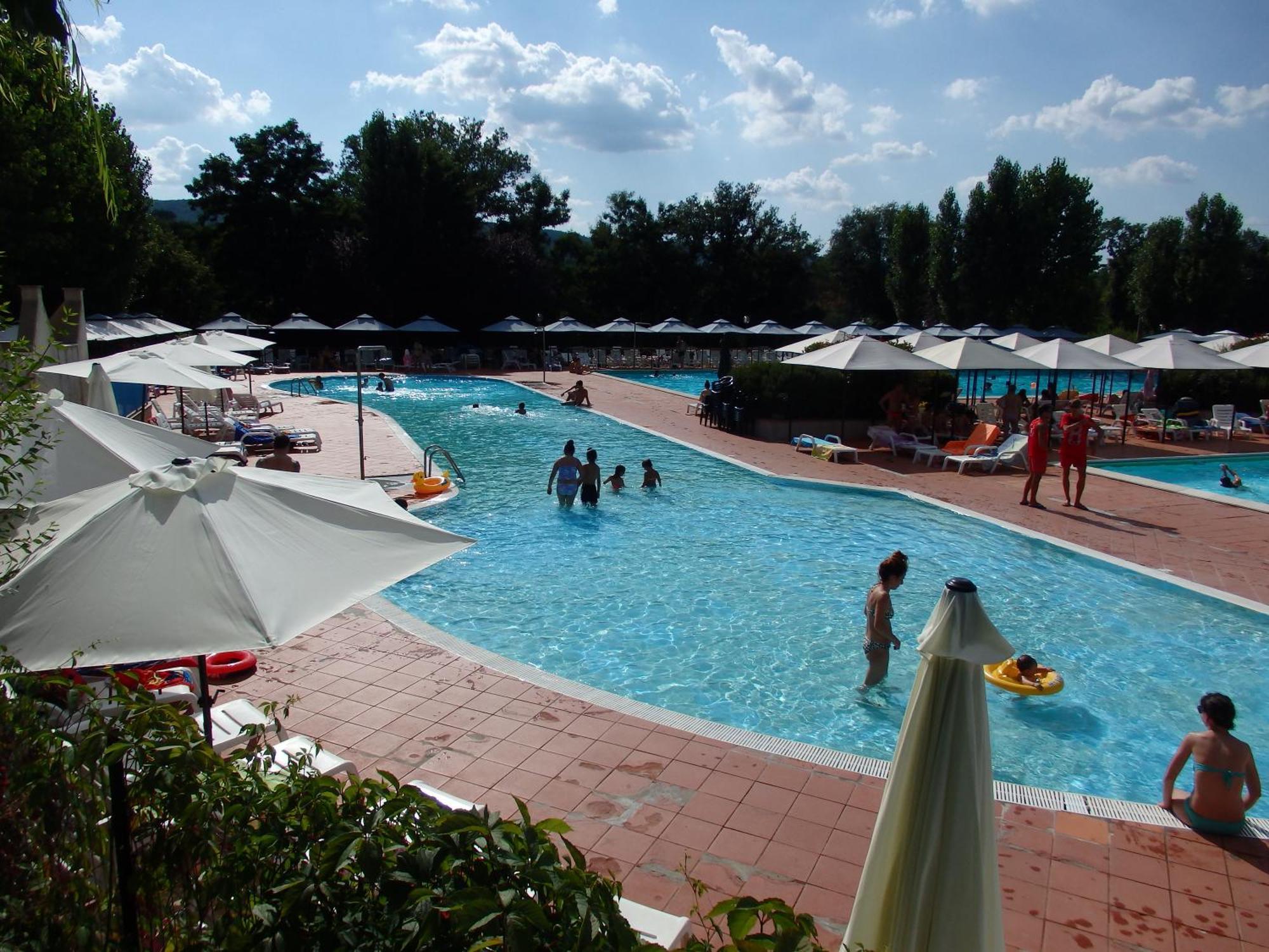 Camping Village La Chiocciola Capannole Exterior photo